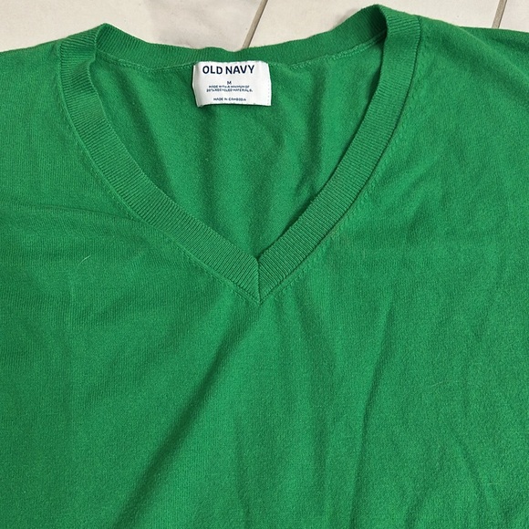 Old Navy V Neck Sweater - Picture 2 of 4